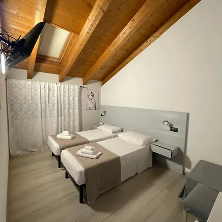 Ristorante Franca 호텔 3*